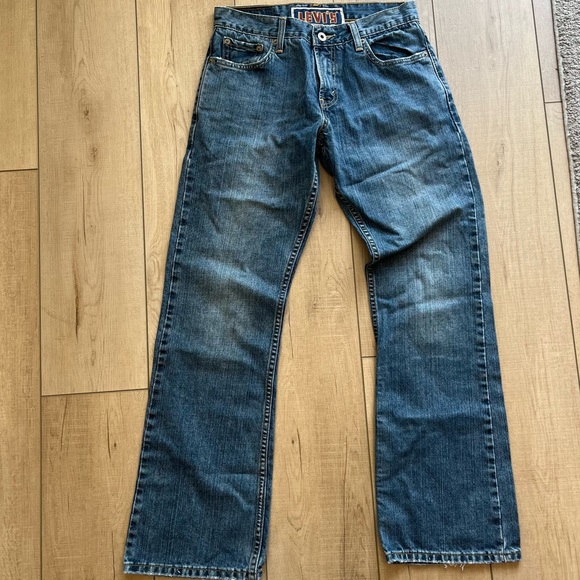 Levi’s 527 Low Boot Cut Jeans - Picture 2 of 4